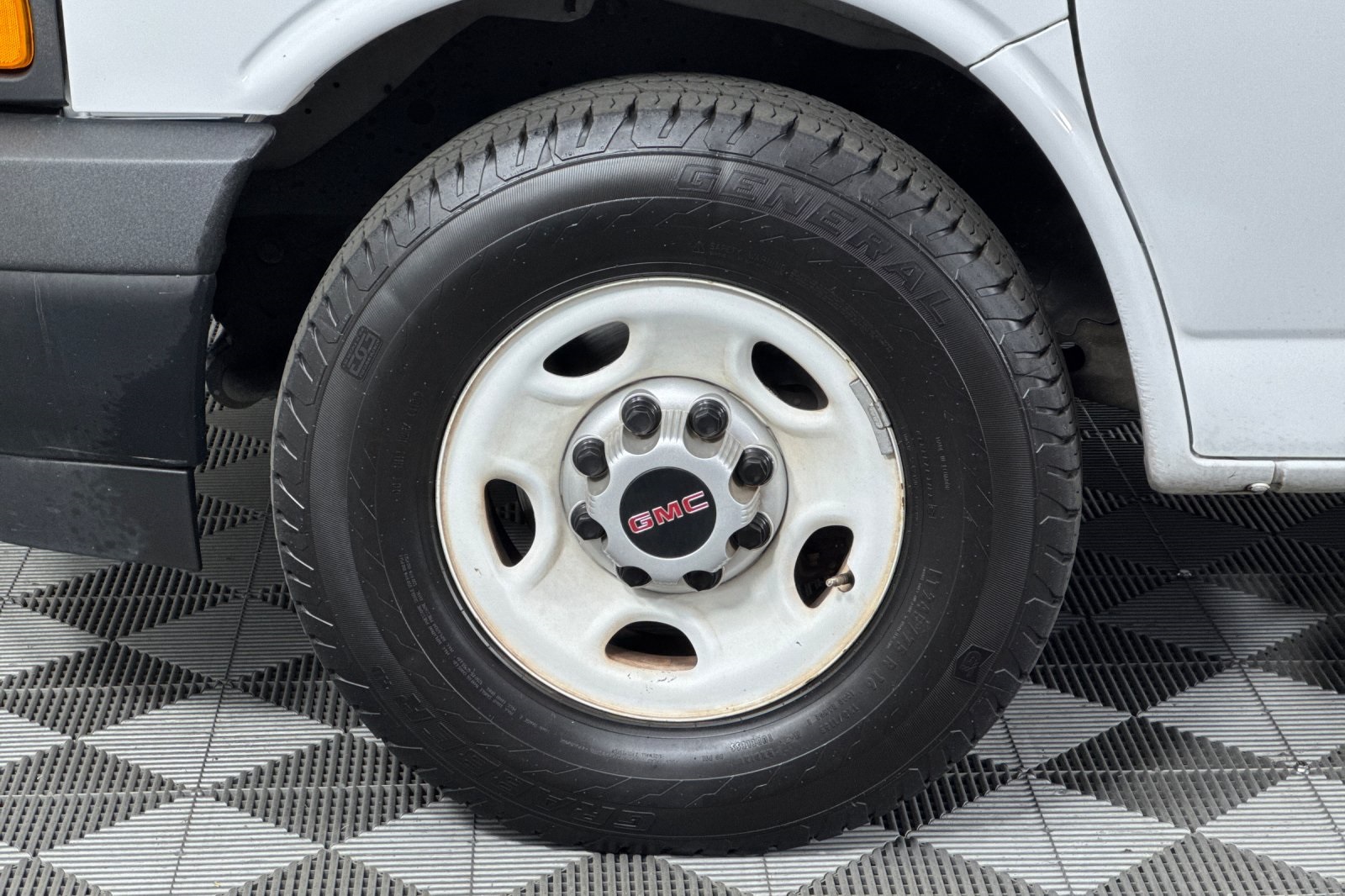 2020 Gmc Savana Cargo 2500 photo 23