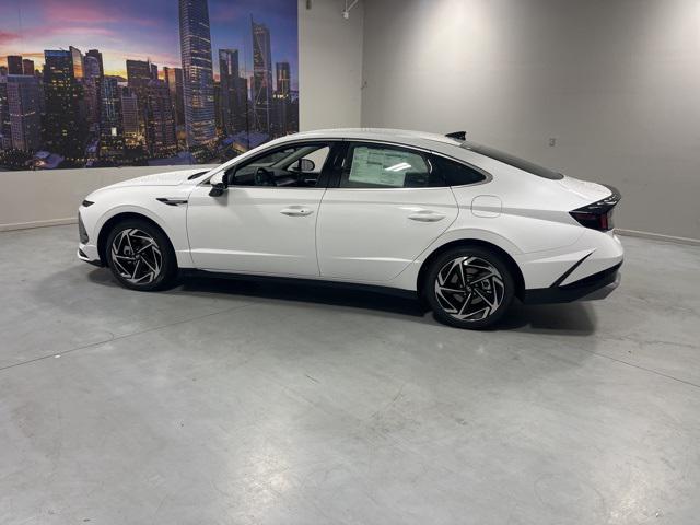 2026 Hyundai Sonata SEL Sport photo 4