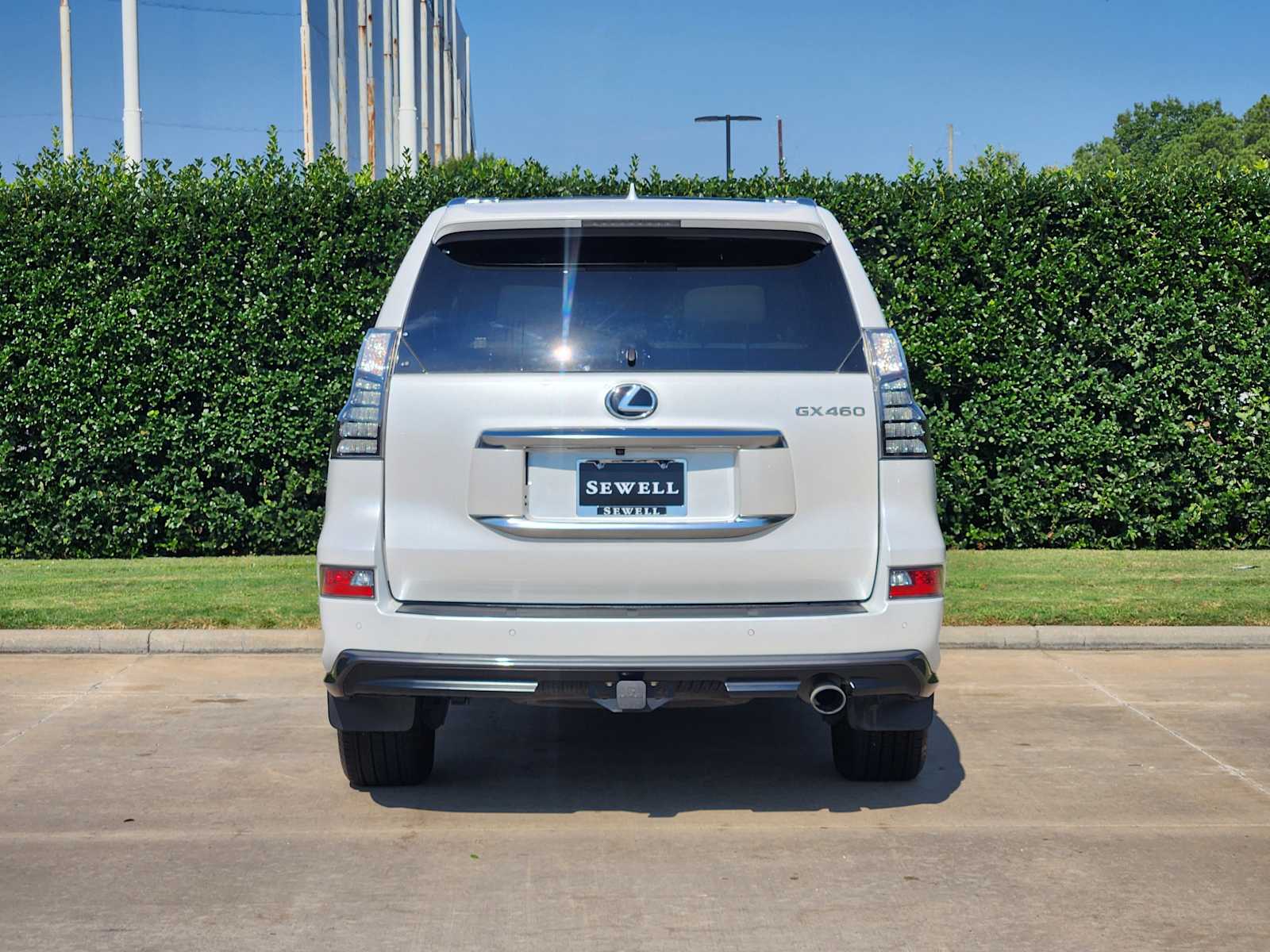 2023 Lexus GX 460 Premium photo 2