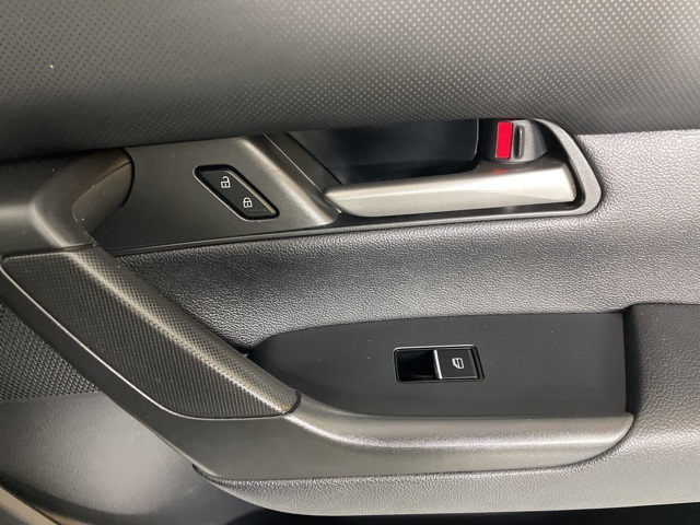 2023 Mazda CX-50 2.5 Preferred Plus photo 8