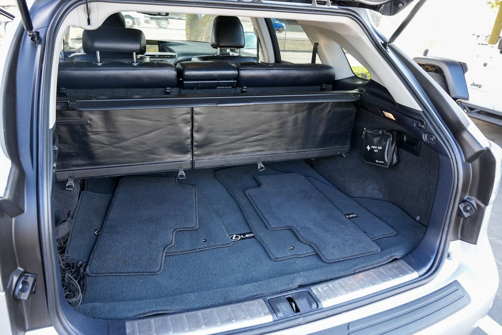 2010 Lexus RX 450h photo 32