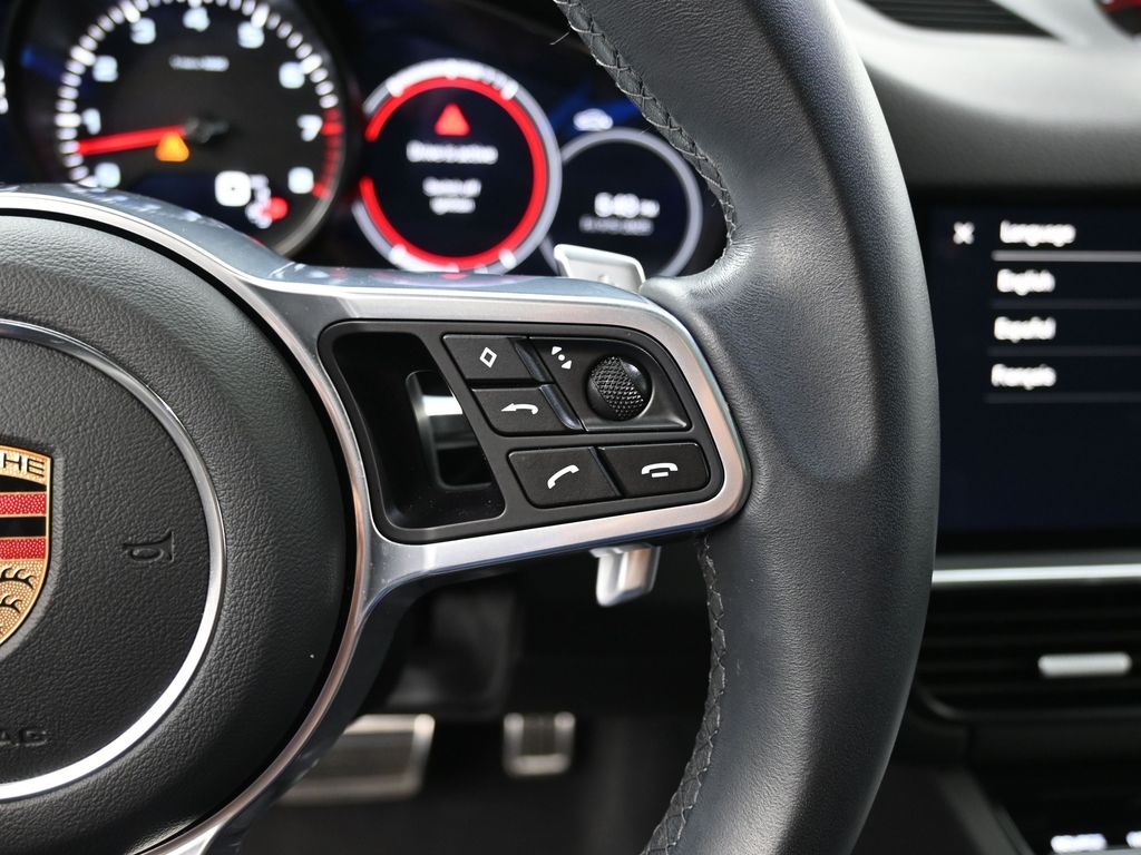 2023 Porsche Cayenne S Platinum Edition photo 8