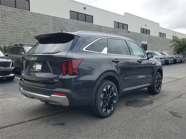 2026 Kia Sorento EX photo 4