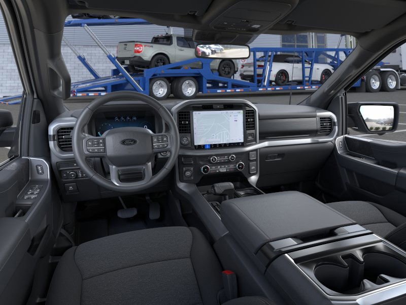 2025 Ford F-150 XLT photo 9