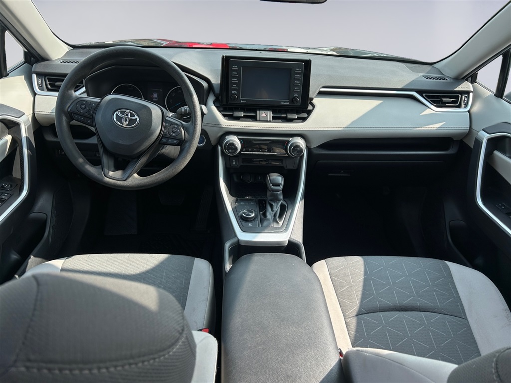 2022 Toyota RAV4 Hybrid XLE photo 11