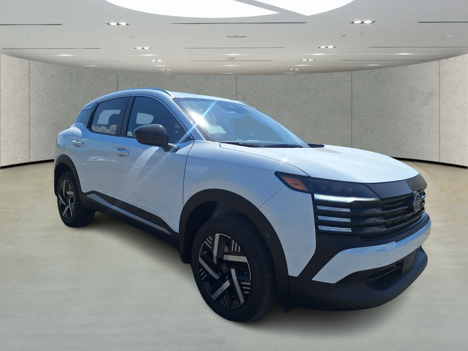 2026 Nissan Kicks SV photo 7