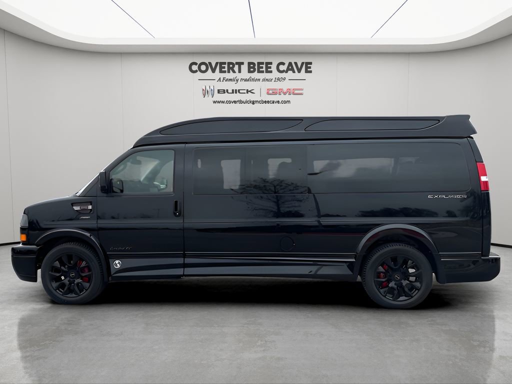 2025 Gmc Savana Cargo 2500 photo 6
