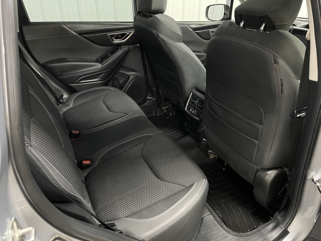 2020 Subaru Forester Premium photo 19