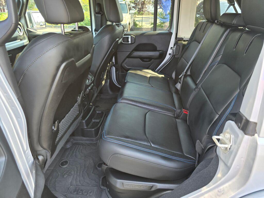 2024 Jeep Wrangler High Altitude 4xe photo 15