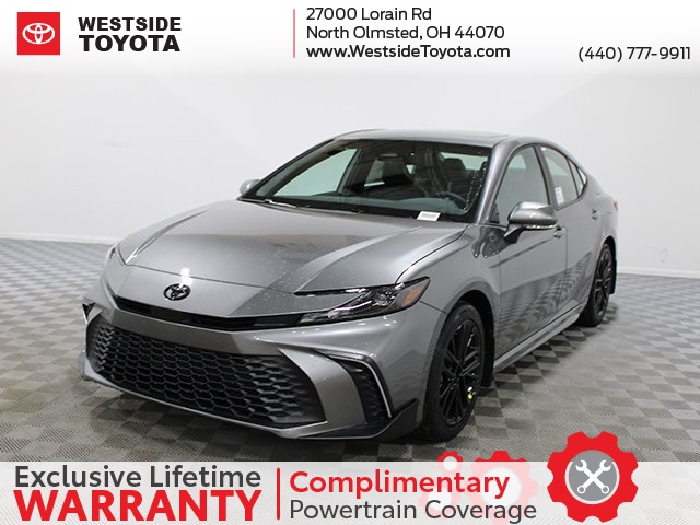 2026 Toyota Camry SE's photo