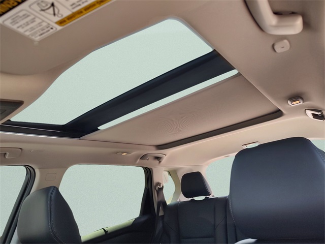 2024 Nissan Rogue SL photo 24