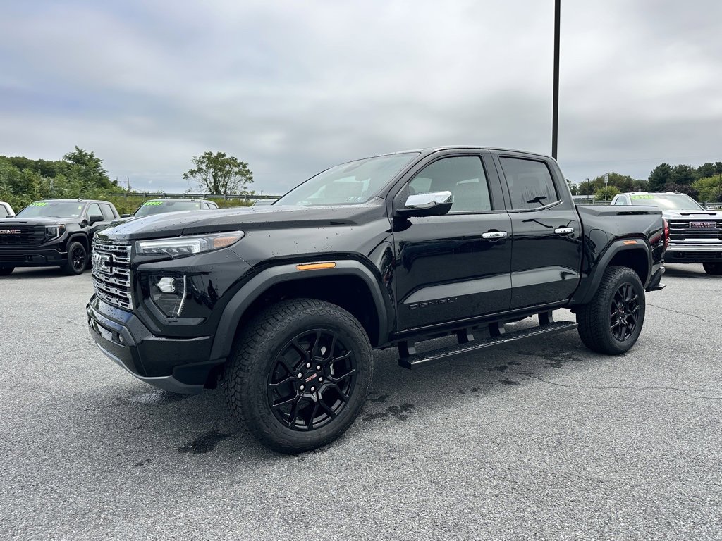 2026 Gmc Canyon Denali photo 2