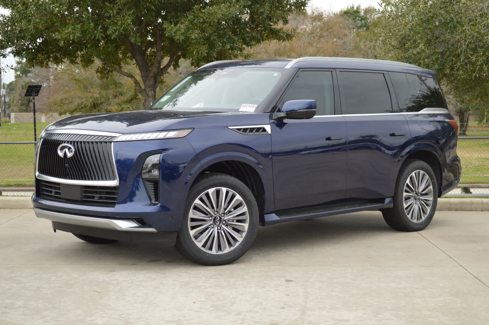 2025 INFINITI QX80 LUXE 2WD