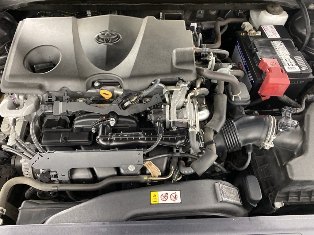 2020 Toyota Camry LE photo 31