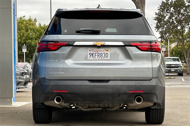 2023 Chevrolet Traverse LS photo 4