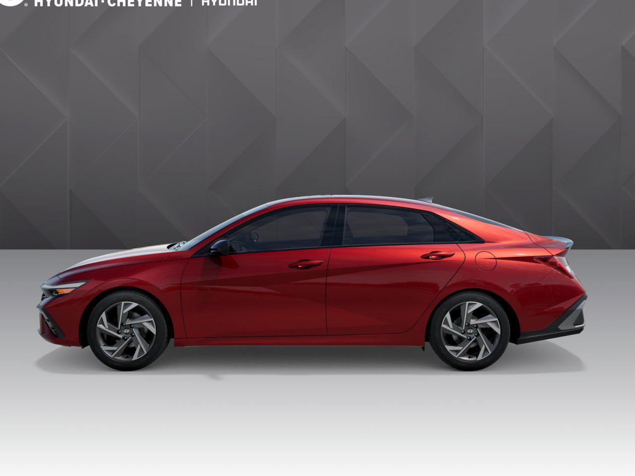 2026 Hyundai Elantra SEL Sport photo 2