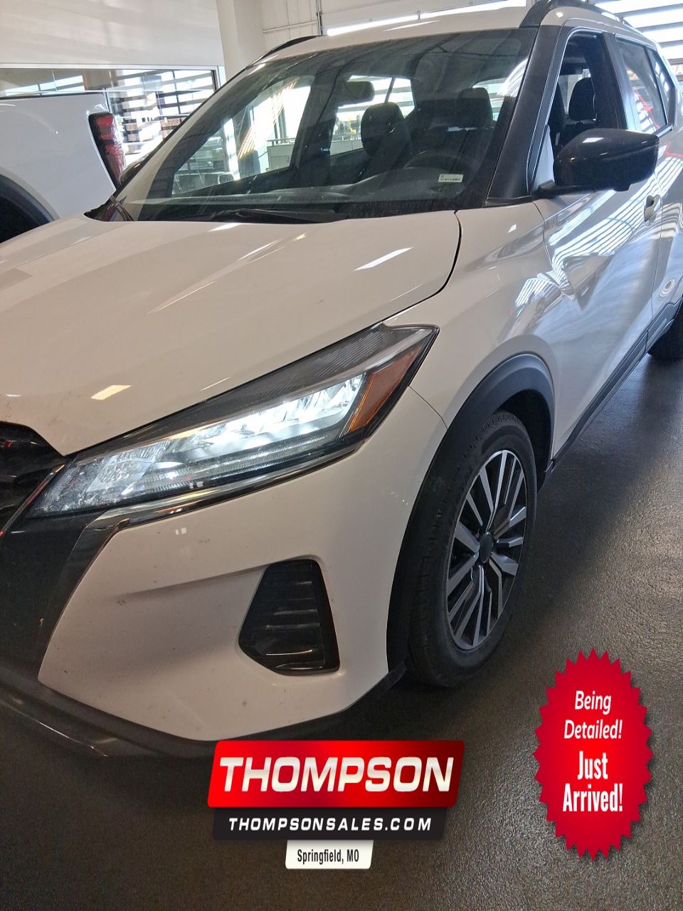 2024 Nissan Kicks SR's photo