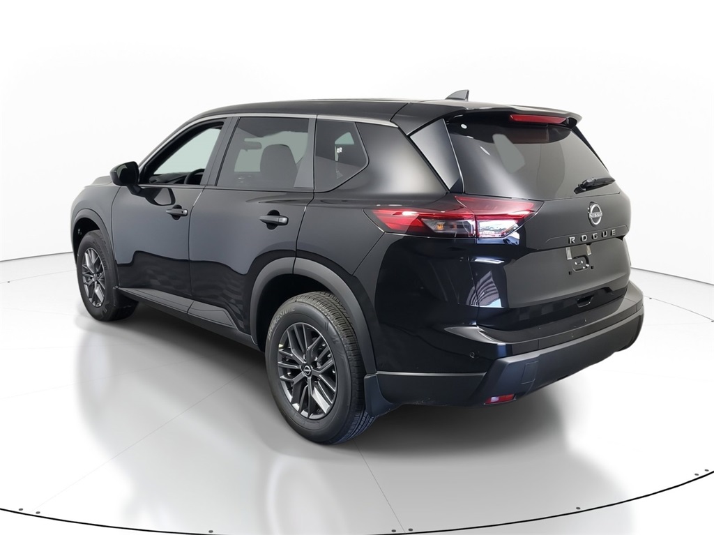 2025 Nissan Rogue S photo 4