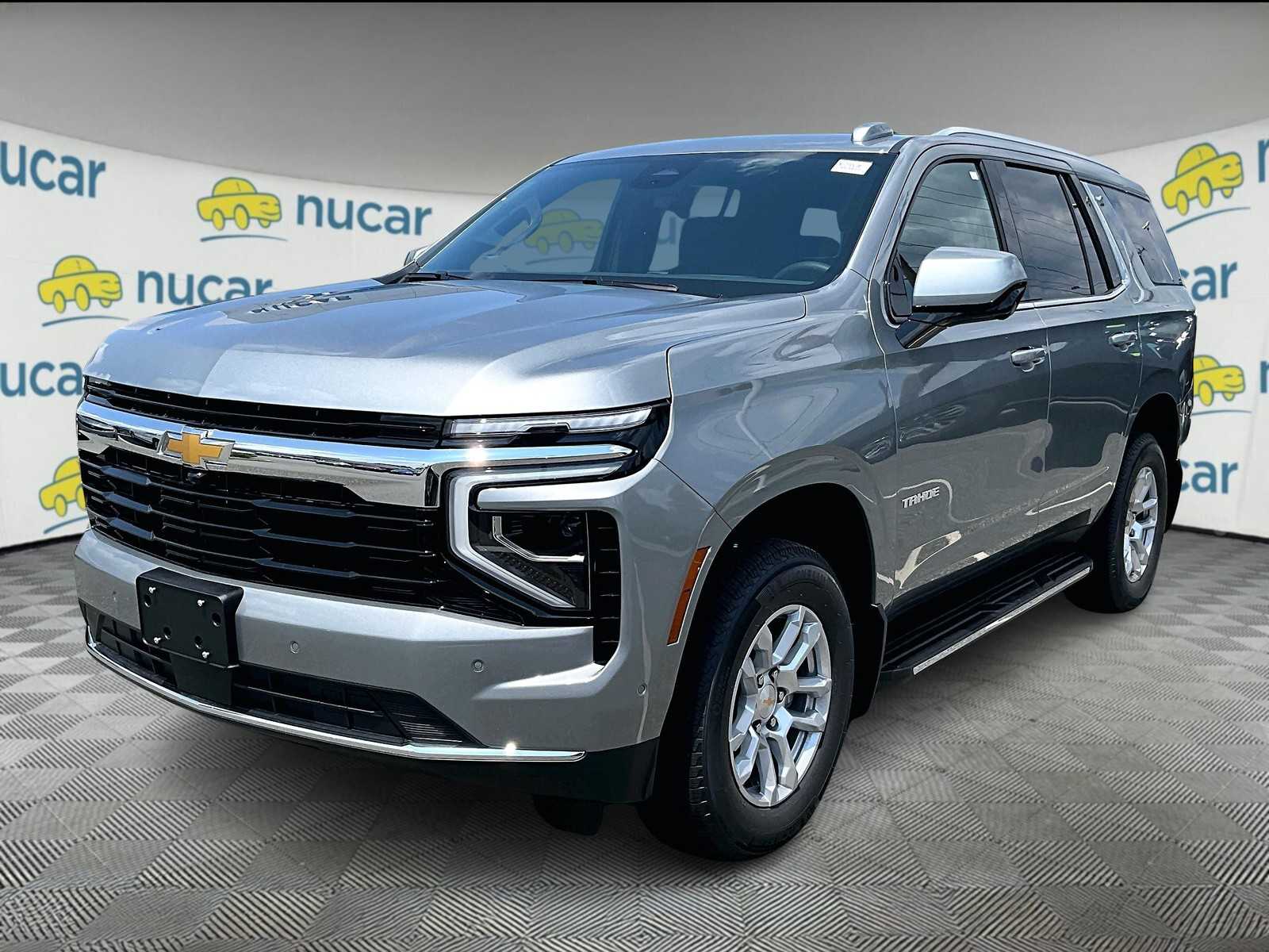 2025 Chevrolet Tahoe LS photo 3