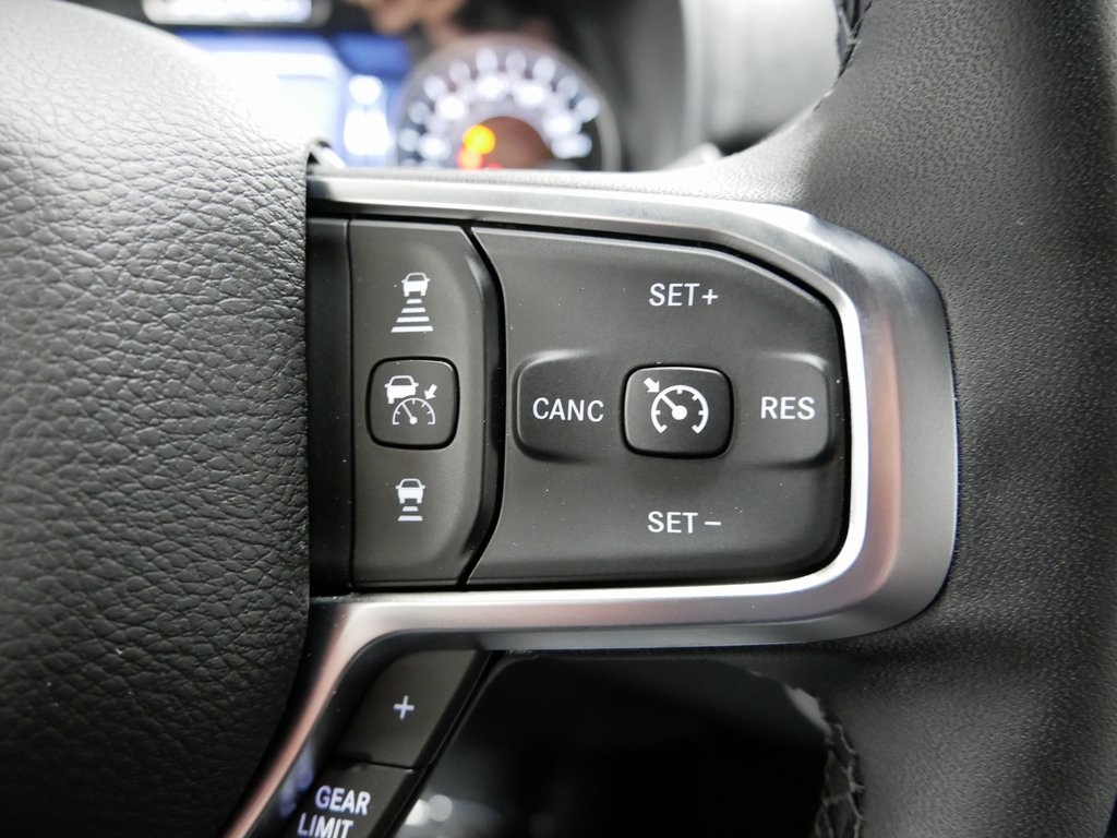 2025 Ram 3500 Big Horn photo 19