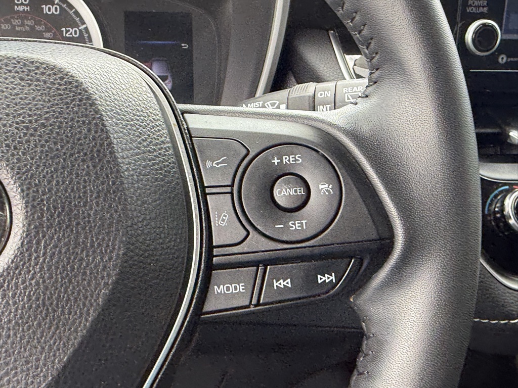 2022 Toyota Corolla SE photo 19