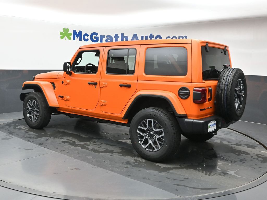 2025 Jeep Wrangler Sahara photo 17