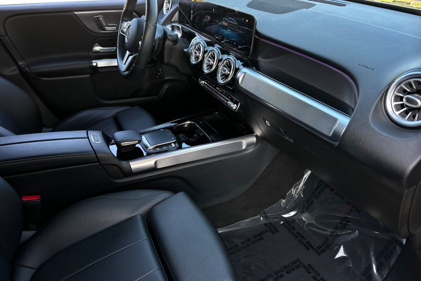 2021 Mercedes Benz GLB 250 photo 13