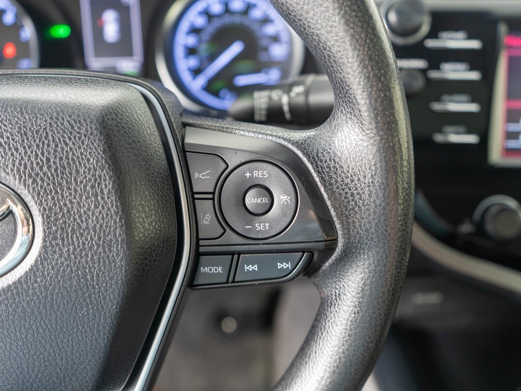 2018 Toyota Camry XLE XSE photo 16