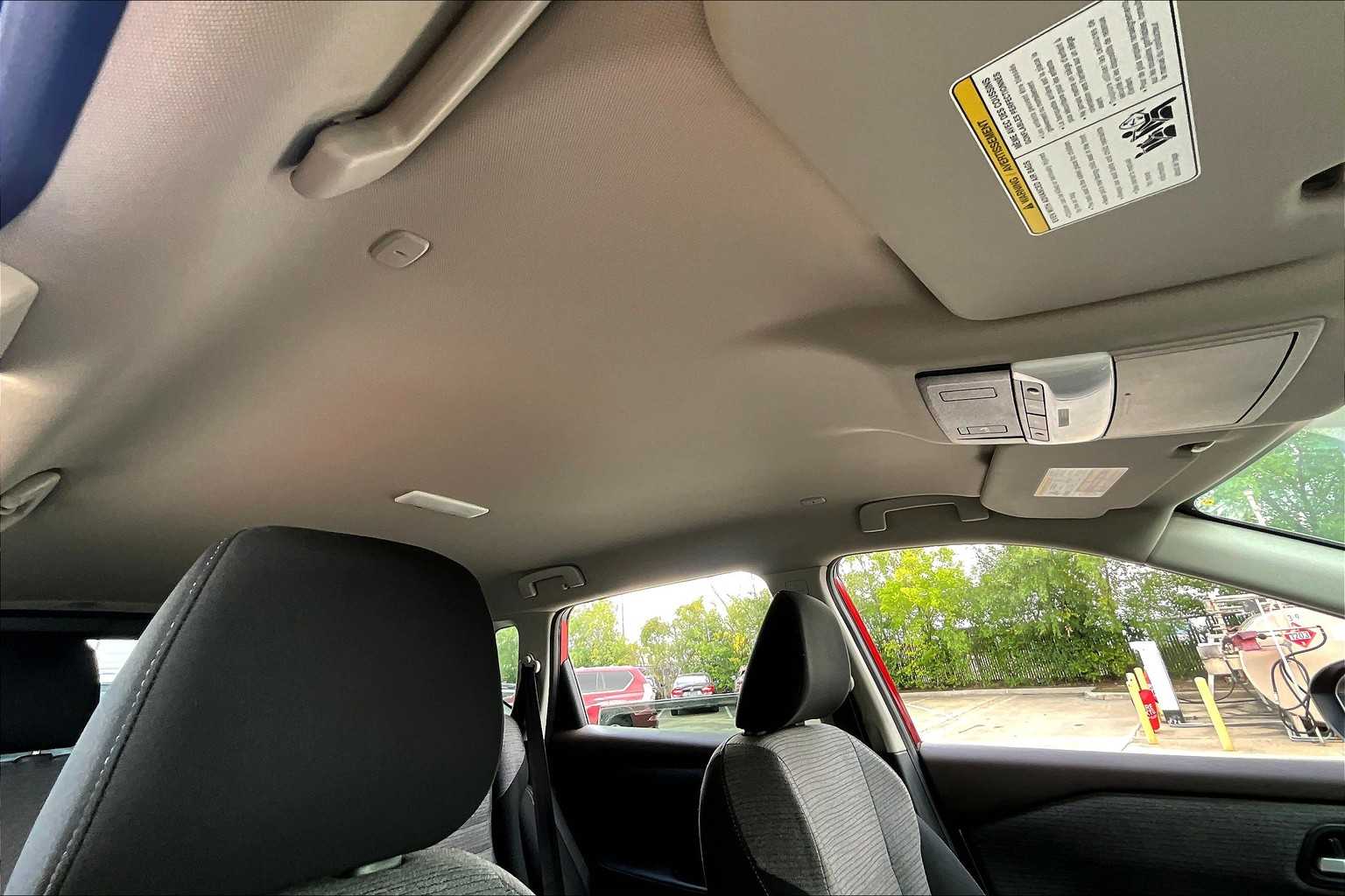 2023 Nissan Rogue SV photo 12