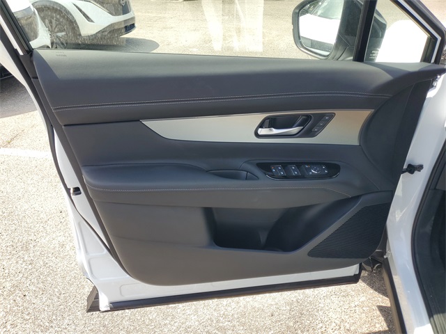 2025 Nissan Murano SL photo 5
