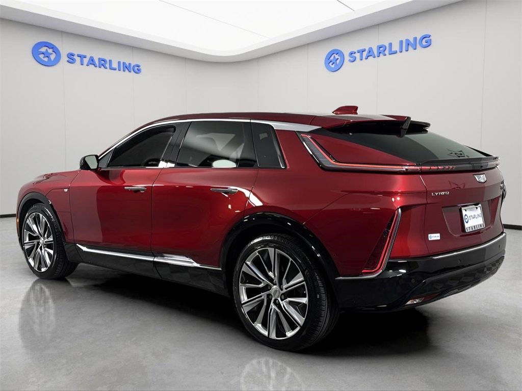 2024 Cadillac Lyriq Luxury photo 5