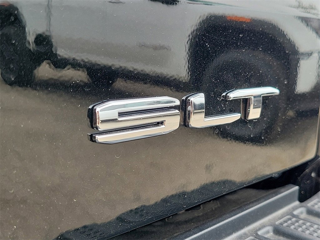 2026 Gmc Sierra 1500 SLT photo 10