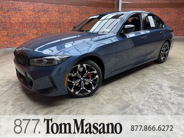 2025 BMW 3 Series 330i's photo