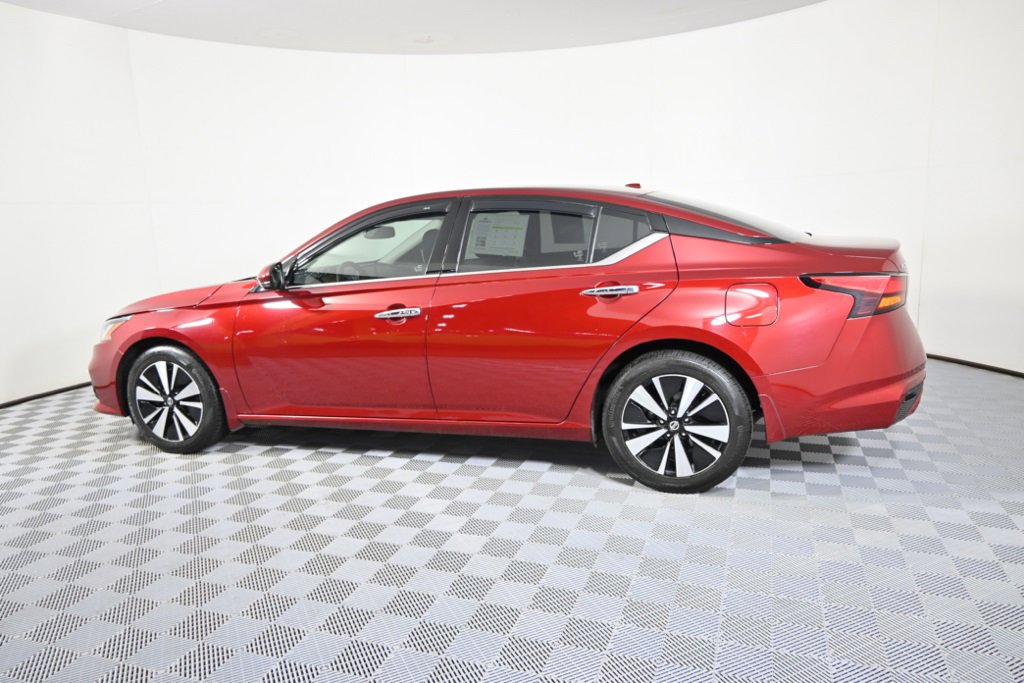 2020 Nissan Altima 2.5 SV photo 3