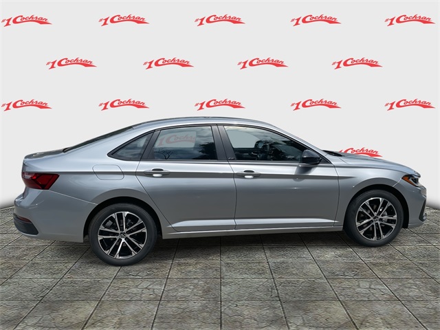 2025 Volkswagen Jetta 1.5T Sport photo 2