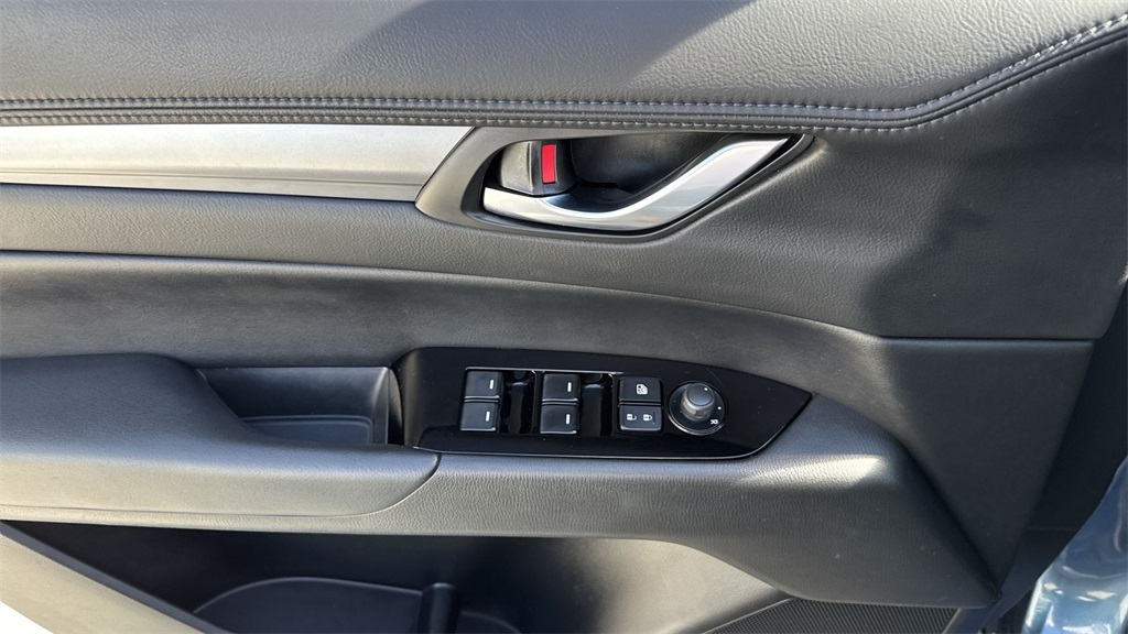 2024 Mazda CX-5 2.5 Select photo 40