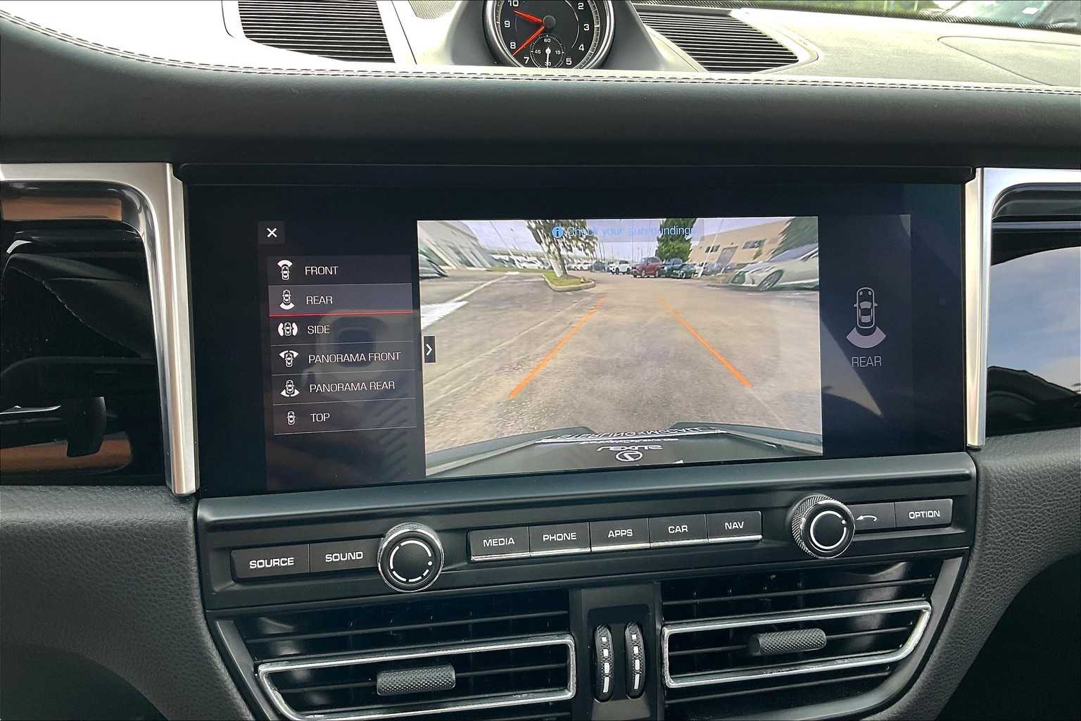 2021 Porsche Macan S photo 24