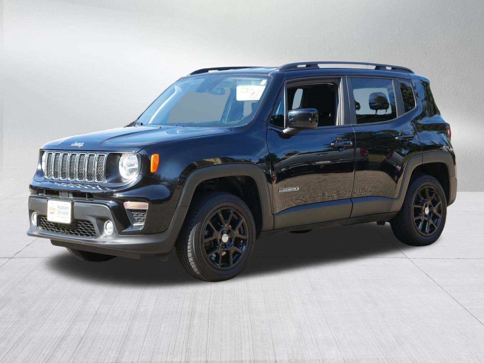 2019 Jeep Renegade Latitude photo 2