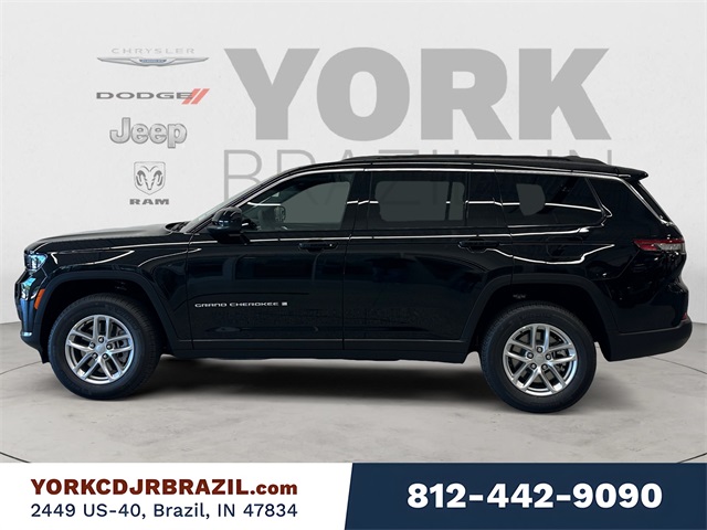 2025 Jeep Grand Cherokee Laredo photo 2