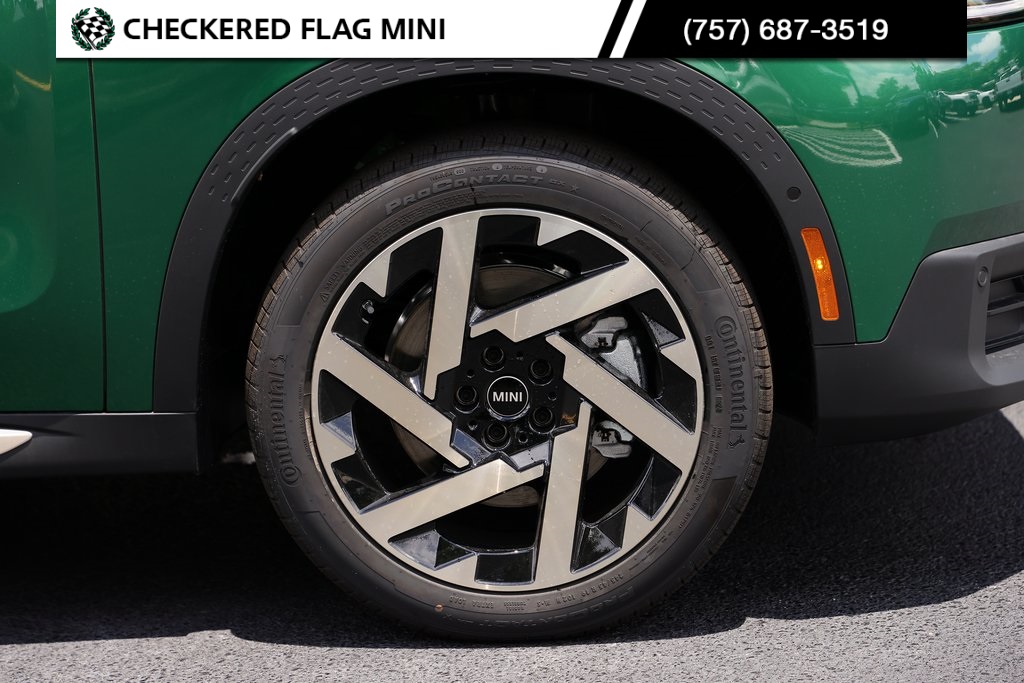 2025 Mini Cooper S ALL4 photo 3