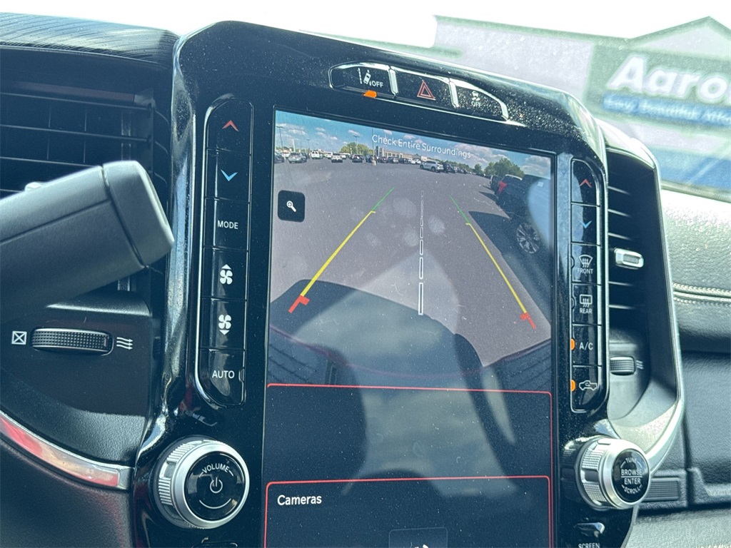 2024 Ram 3500 Laramie photo 23