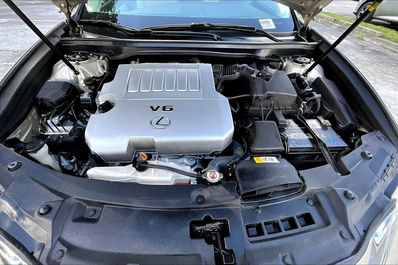 2017 Lexus ES 350 photo 31