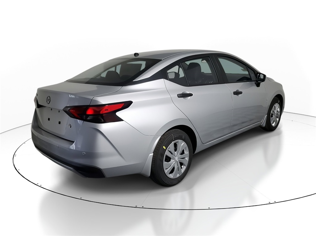 2025 Nissan Versa 1.6 S photo 6