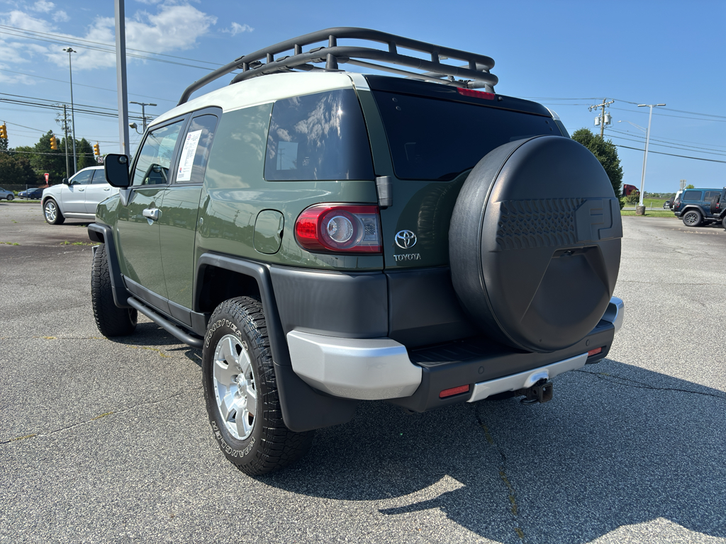 2014 Toyota FJ Cruiser Base photo 4