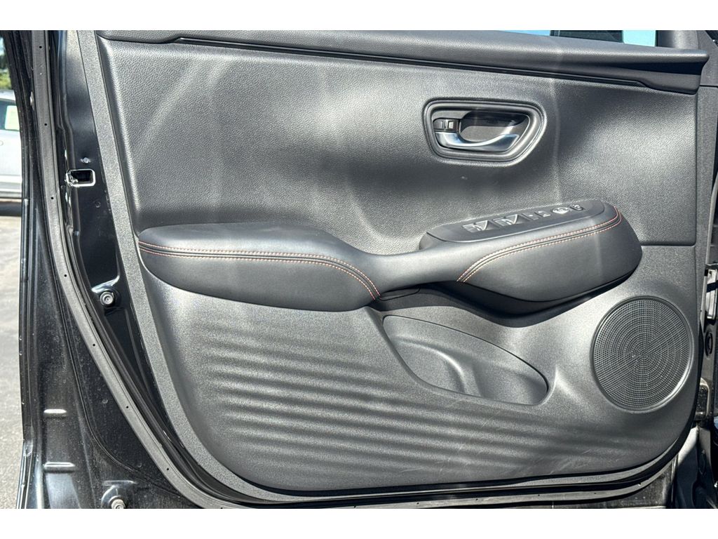2025 Honda HR-V Sport photo 11