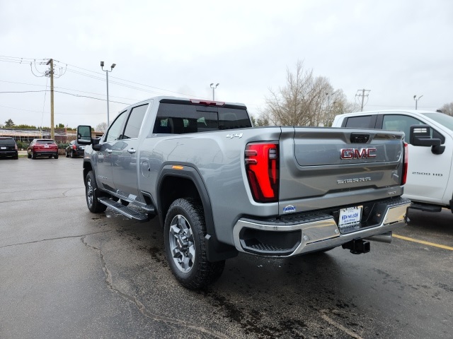 2025 Gmc Sierra SLT photo 2