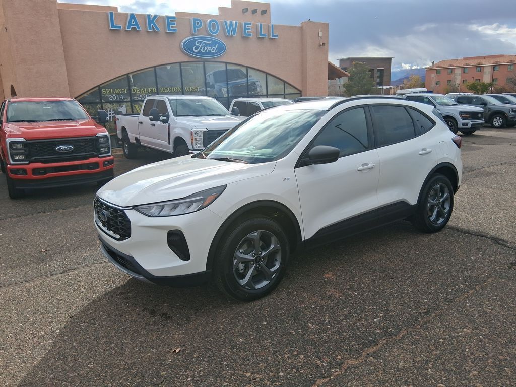 2026 Ford Escape ST-Line's photo