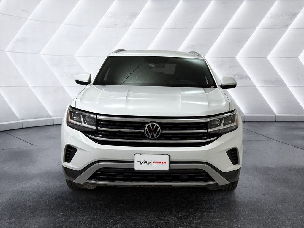 2021 Volkswagen Atlas Cross Sport photo 2