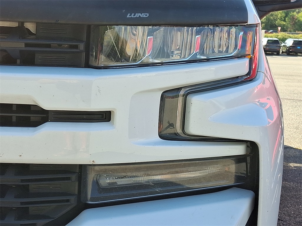 2019 Chevrolet Silverado 1500 RST photo 9