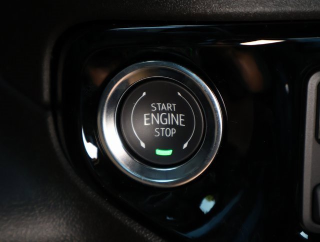 2025 Chevrolet Silverado 1500 LT photo 15